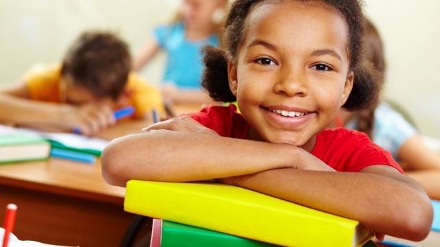 Tout se joue avant 6 ans: Comprendre et accompagner les étapes clés du développement de l’enfant